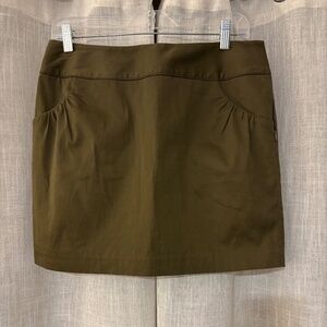 Elle Women’s Millennial Green Mini Skirt With Pockets Size 8